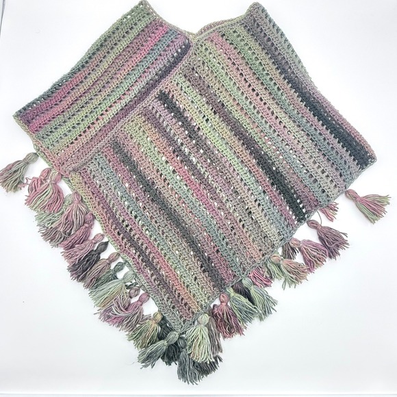 Handmade? Crochet Striped Poncho VNeck Tassel Fringe Cape Boho Size Small Medium - Picture 4 of 7